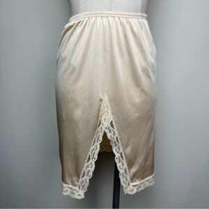 Vintage Vanity Fair Champagne Half Slip